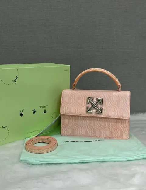 Of White X 1.4 Gummy Jitney Bag With Original Magnet Box