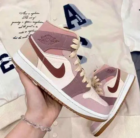 air jordan 1 poly Smokey