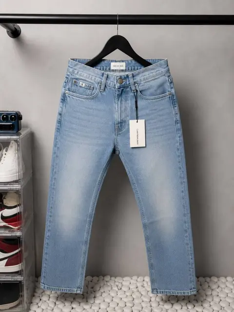 Calvin Klein Premium Straight Fit Denim Jeans 2827