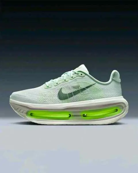 Nike Vomero Premium Barely Green Volt 2671