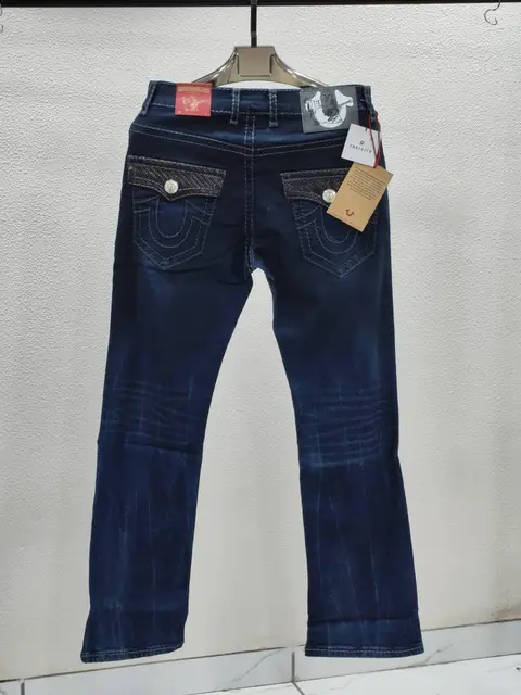 TRUE RELIGION IMPORTED STORE ARTICLE JEANS