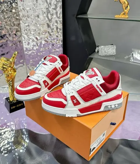 LOIUSs. VUITTON TRAINER SIGNATURE RED WHITE