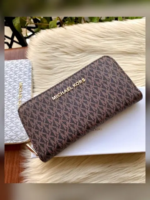 Michael Kors MK Zip Long Wallet With OG Box (Brown - 827)