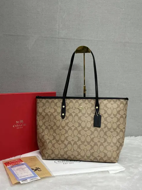 Coach 01 city tote zip Closer Tote With Original Box