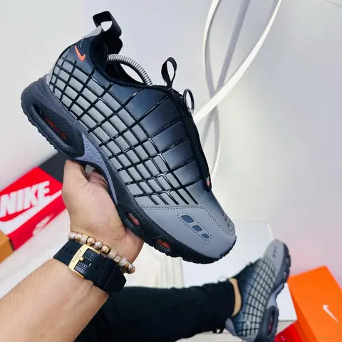 Nike AirMax SNDR x Kids of Immigrants Grey 1789
