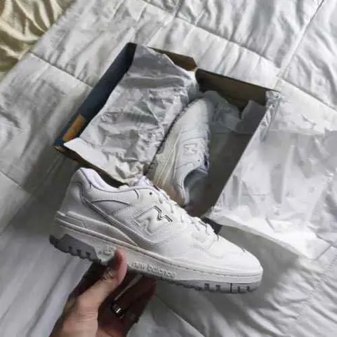 550 White Grey