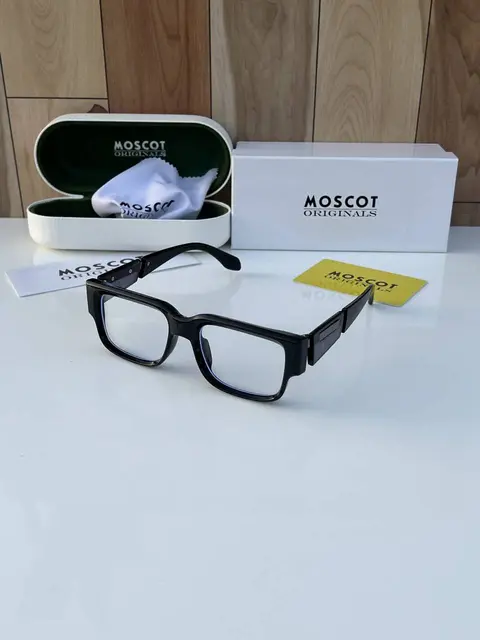 Moscot 1074 black plano