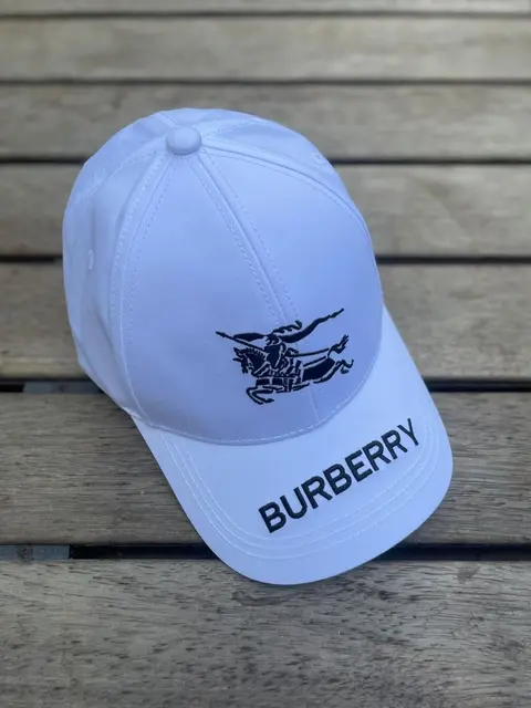 Burberry NoReturn White Big Front Equestrian Knight Logo Premium Unisex Cap With Safety Box 86