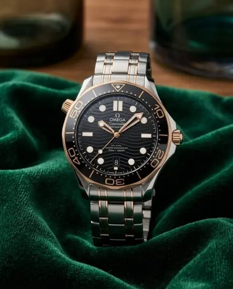 Omega Seamaster Diver 300M Automatic 2Ton-Copper-Black