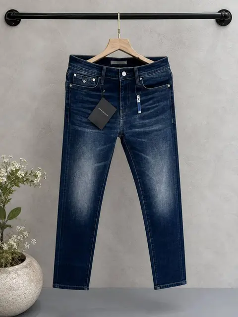 Prada Dark Blue Shade Imported Lycra Slim Fit Ankle Lenght Denim with Metal Logo Sale Offer 3066