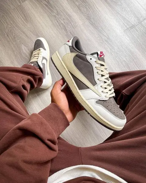 Nike Air Jordan Retro 1 Low Reverse Mocha SEMI UA sale