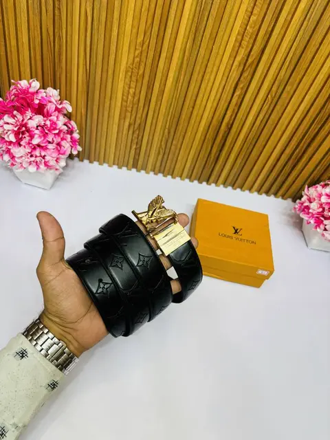 62 LV LOIUS VUTTON PREMIUM QUALITY REVERSIBLE BELT