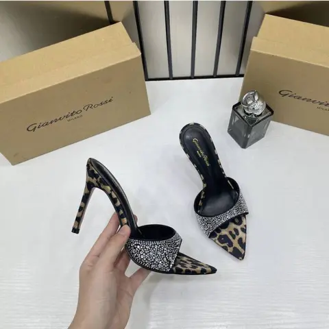 Gianvito Rossi Milano Heel Crystal Rhimestone Pointed Toe Heels For Women With Original Box