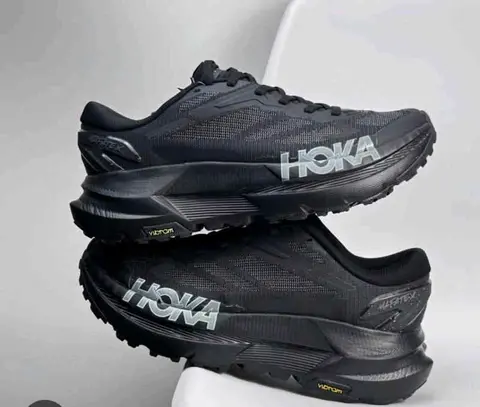 HOKA - Mafate X - Black Satellite Grey 220
