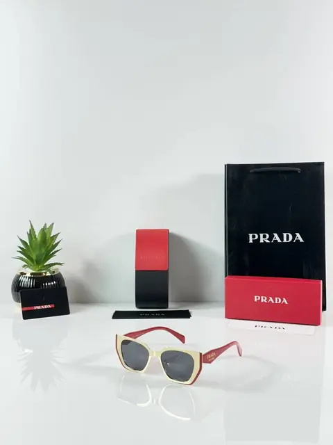 Prada WMNS 018 Gold Black Red