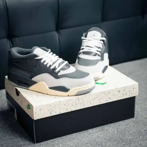 Air jordan 4 RM iron grey semi ua