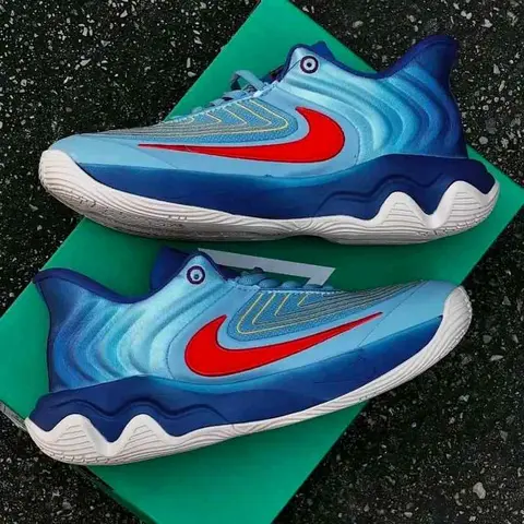 Nike Giannis Immortality 4 JR