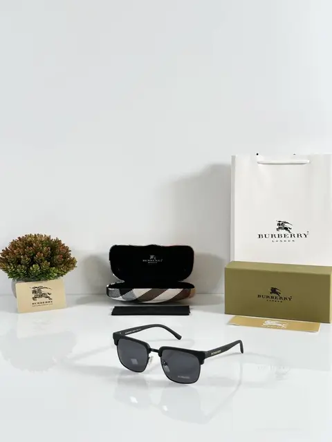 BB 2821 Black