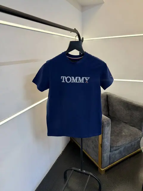 Tommy hilfigar imported round neck tshirt blue