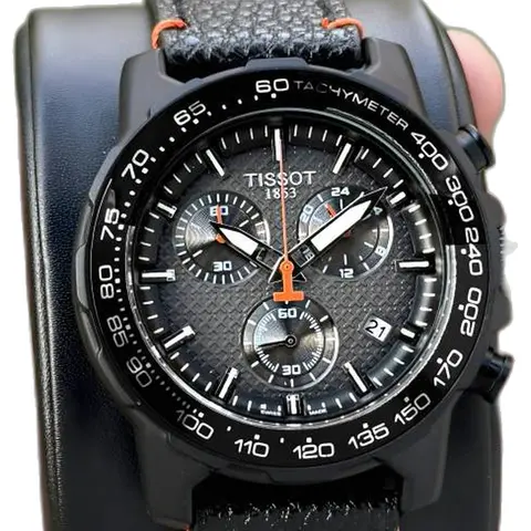 Tissot SUPERSPORT CHRONO BASKETBALL EDITION 45.5MM - dial close-up
