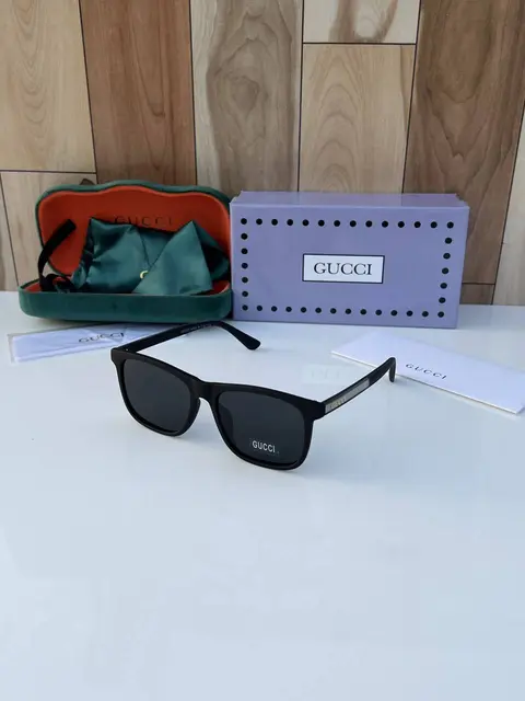 Gucci 381 matt black