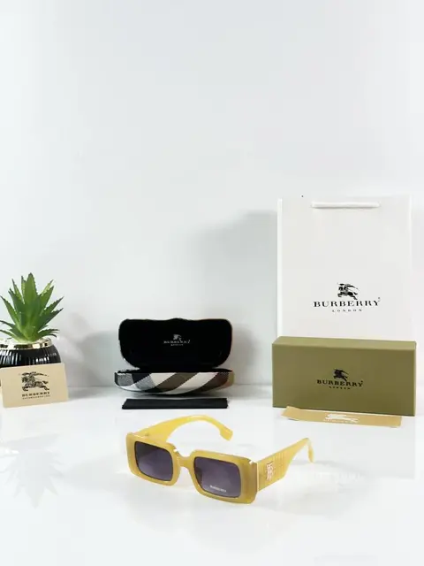 Burberry WMNS 11089 Yellow Black DC