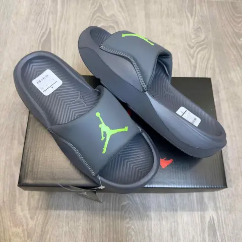 Air Jordan Franchise Premium Grey Green Slides