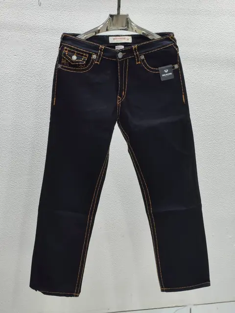 TRUE RELIGION IMPORTED STORE ARTICLE JEANS