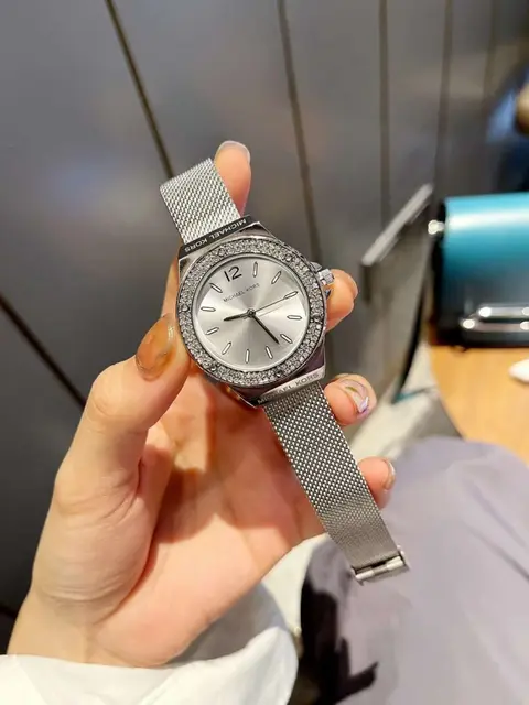 Michael Kors Lennon