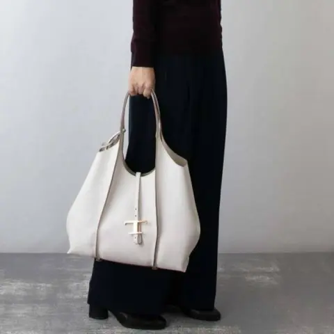 Todds T Timeless Premium Quality Leather Bag With Extra Pouch & OG Magnetic Box With Dust Bag (White - 445)