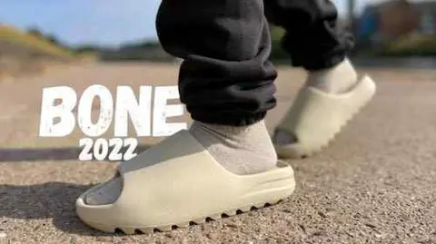 Adidas Yeezy Slide Bone UA