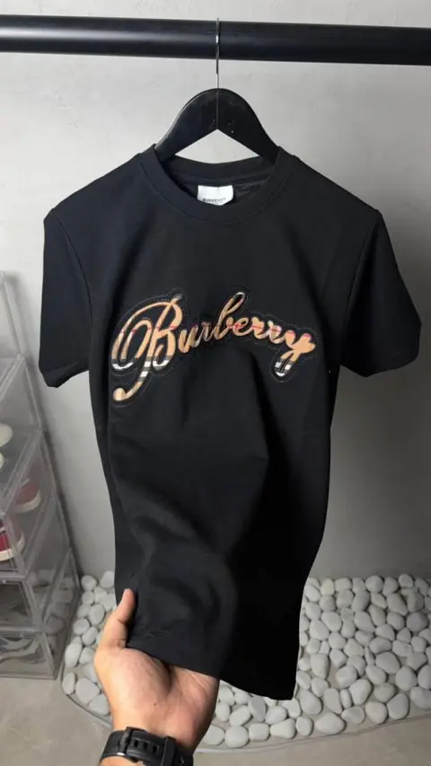 Burberry Premium T-Shirt 2124. Sale offer VS1000