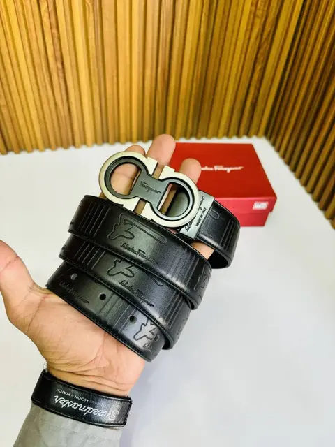 41 SF SALVATORE FERAGAMO PREMIUM QUALITY REVERSIBLE BELT