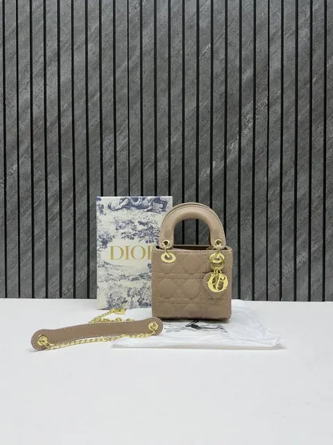 Dior 662 Lady Dioor Nano beige With Original Box Packing