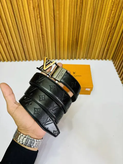 10 LV LOIUS VUTTON PREMIUM QUALITY REVERSIBLE BELT