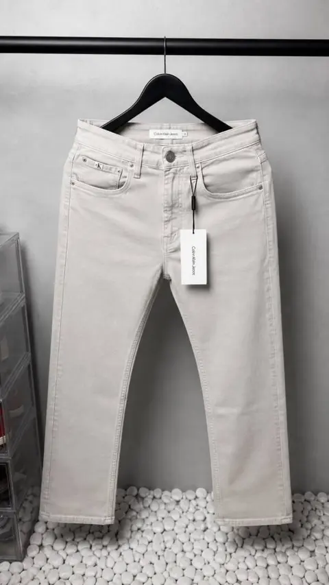 Calvin Klein CK Premium Straight Fit Jeans 2795