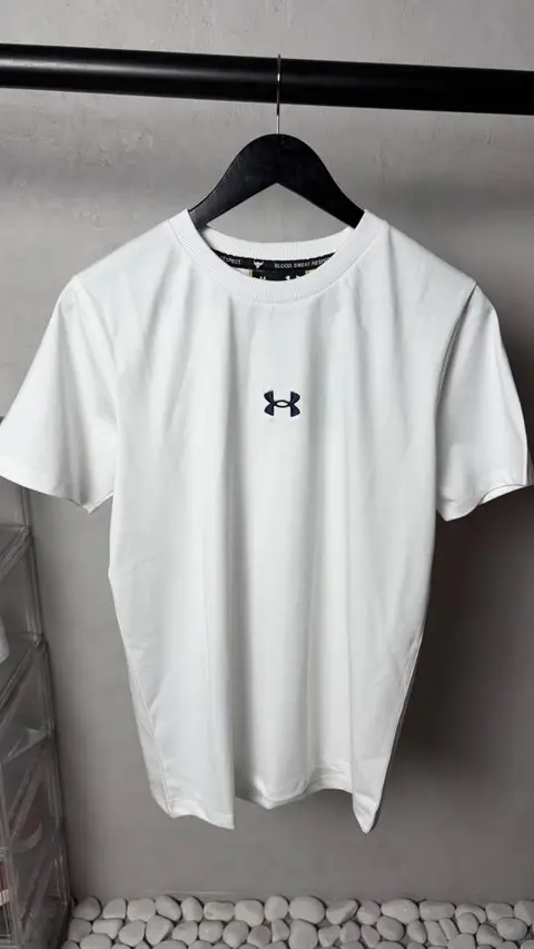 Under Armor Premium T-Shirts 1790