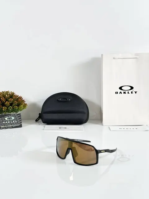 Oakley 9406 Brown Gold Mercury