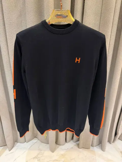 Hermes Chest Logo Full Sleeves Sweatshirt Black