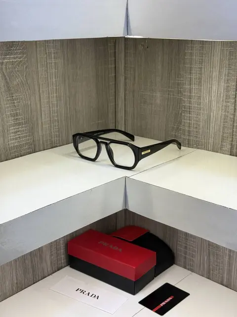 Prada Premium sunglass