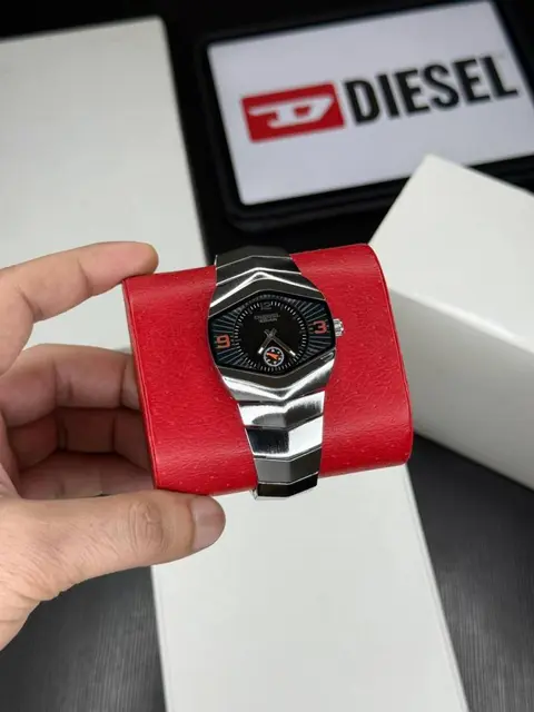 Diesel Rock DZ 4075