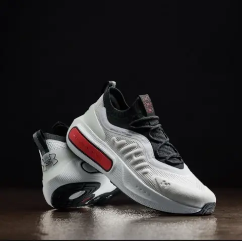 Under Armorr hovr phantom 4 grey 733