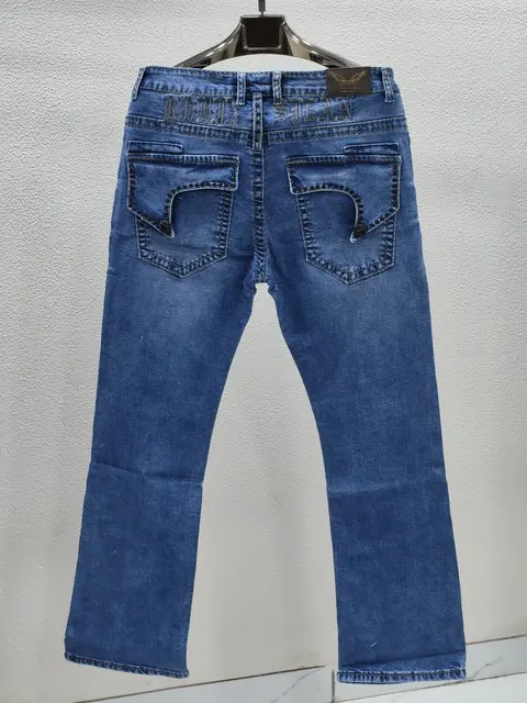 TRUE RELIGION IMPORTED STORE ARTICLE JEANS