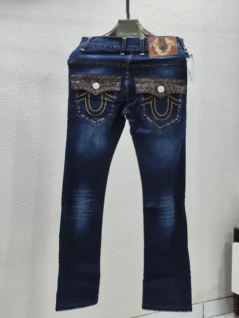 TRUE RELIGION IMPORTED STORE ARTICLE JEANS