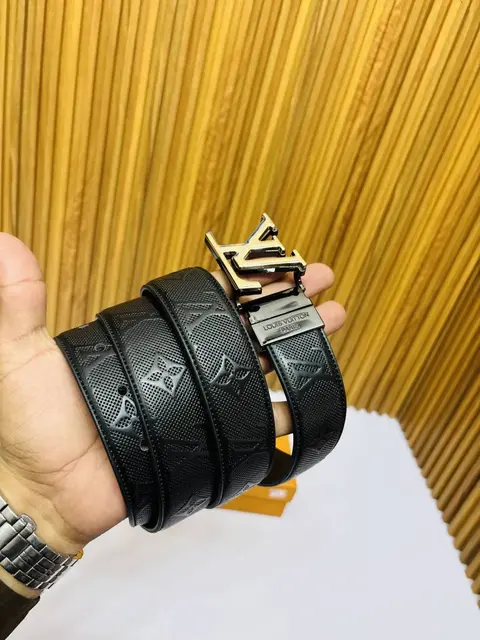 51 LV LOIUS VUTTON PREMIUM QUALITY REVERSIBLE BELT