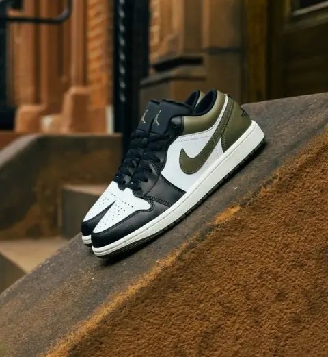 Nike Air Jordan 1 Low Medium Olive