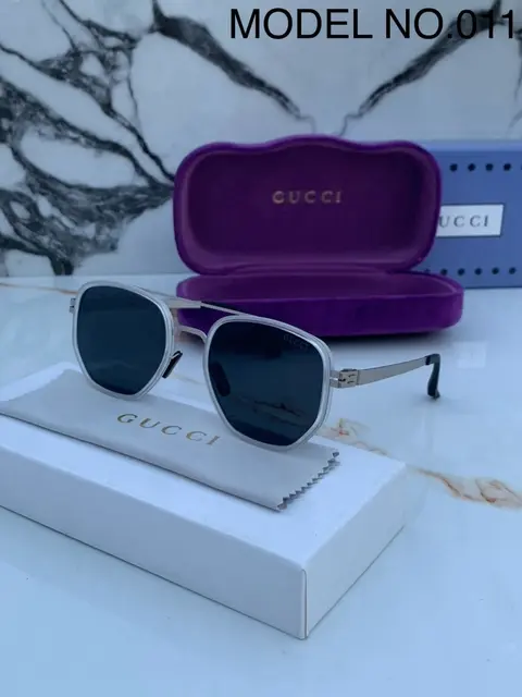 Gucci 011 white black