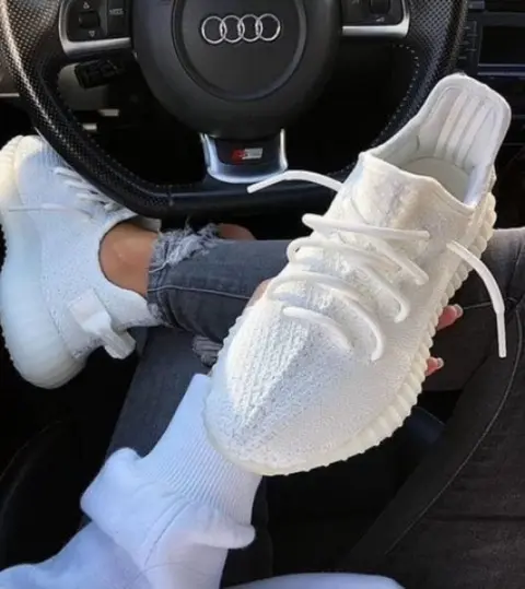 Adidas yeezy 350 v2 oreo white 01 sale