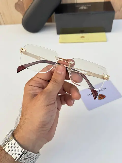 Maybach 1016 gold brown daynight