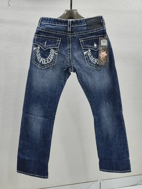 TRUE RELIGION IMPORTED STORE ARTICLE JEANS